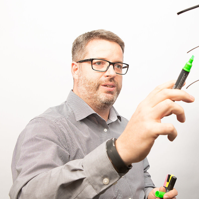 Erfahre mehr über TYPO3 CMS 		